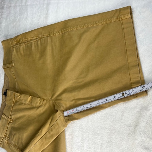 J.Crew 10" Stretch Chino Short Khaki Color Size 12 - Picture 3 of 16